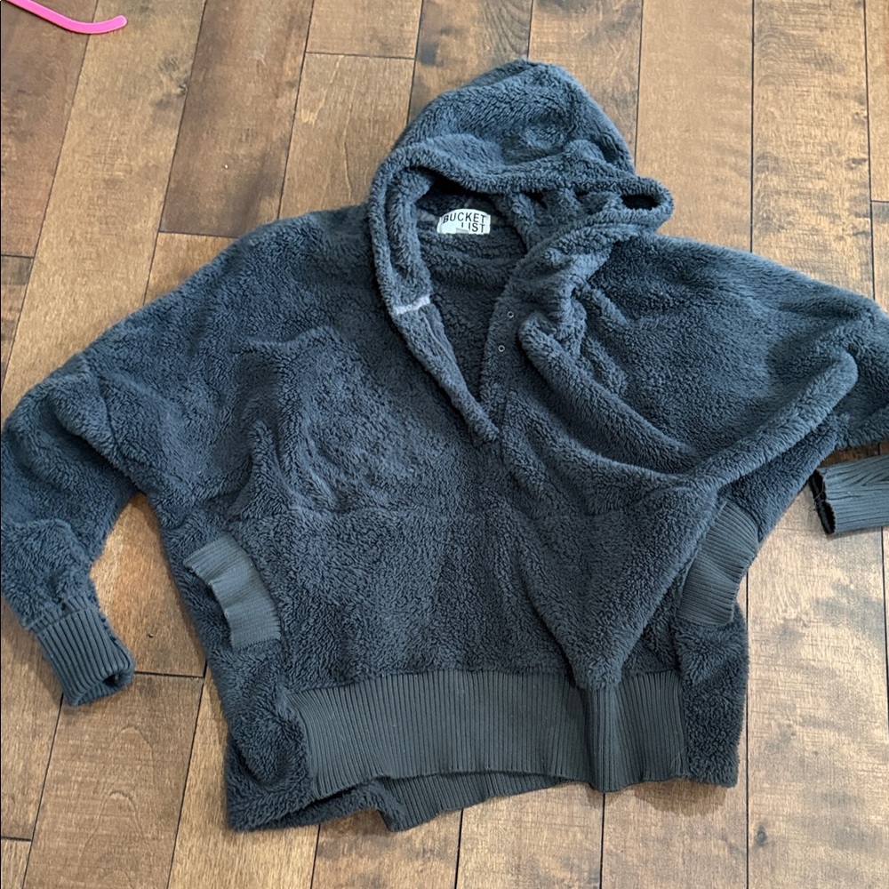 Oversized Cozy Gray Hooded Sherpa Pullover